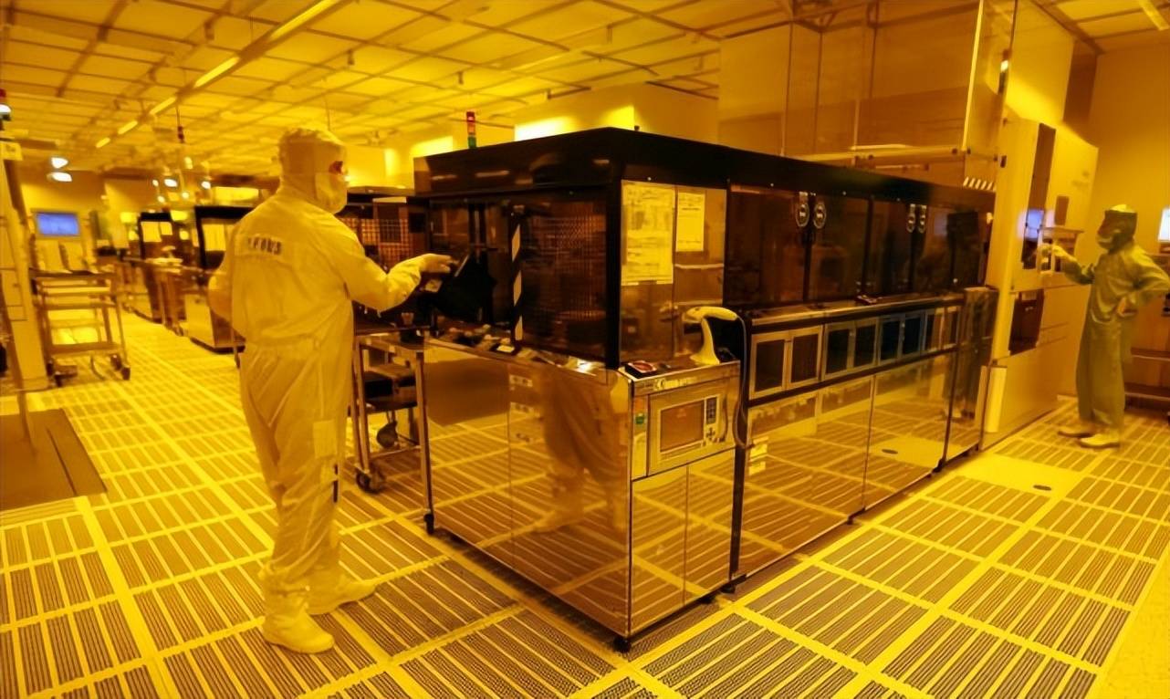 2023-2025 年国产高端氟化表面活性剂突破，打破外资长期垄断